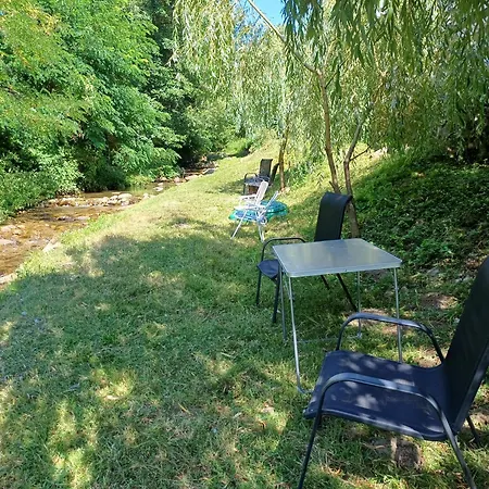 Casa Radu Homestay szállás Novaci-Străini